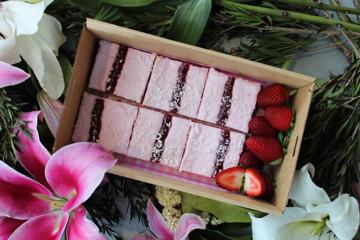 Pink Ribbon Day VOVO Slice Box