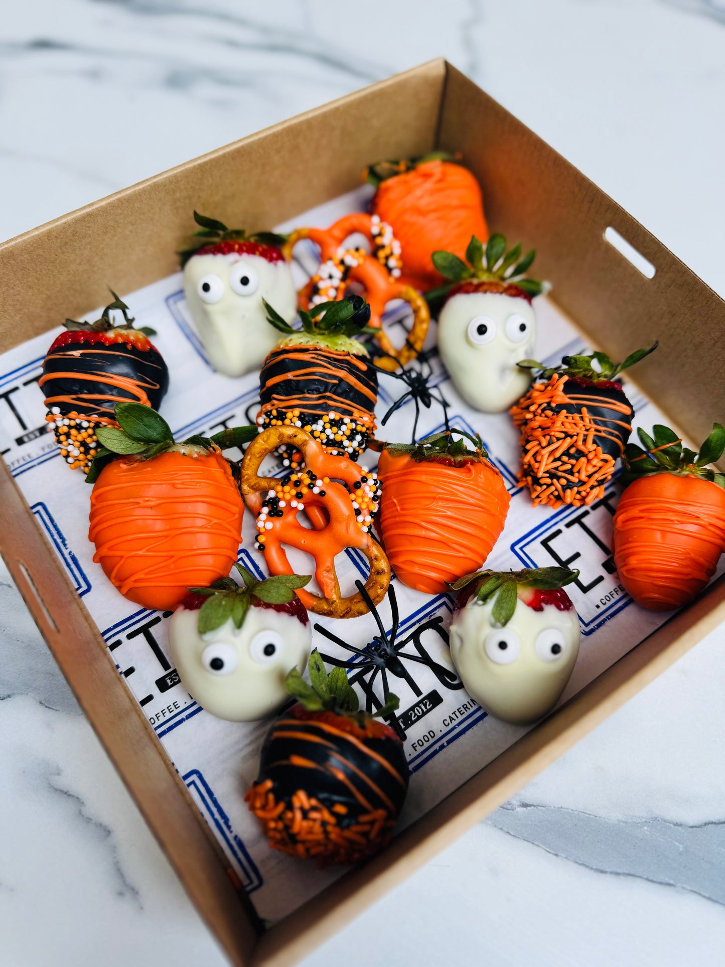 Ghostly Delight Chocolate Strawberries