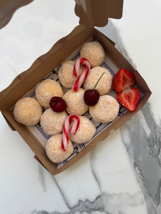 Christmas Apricot Balls